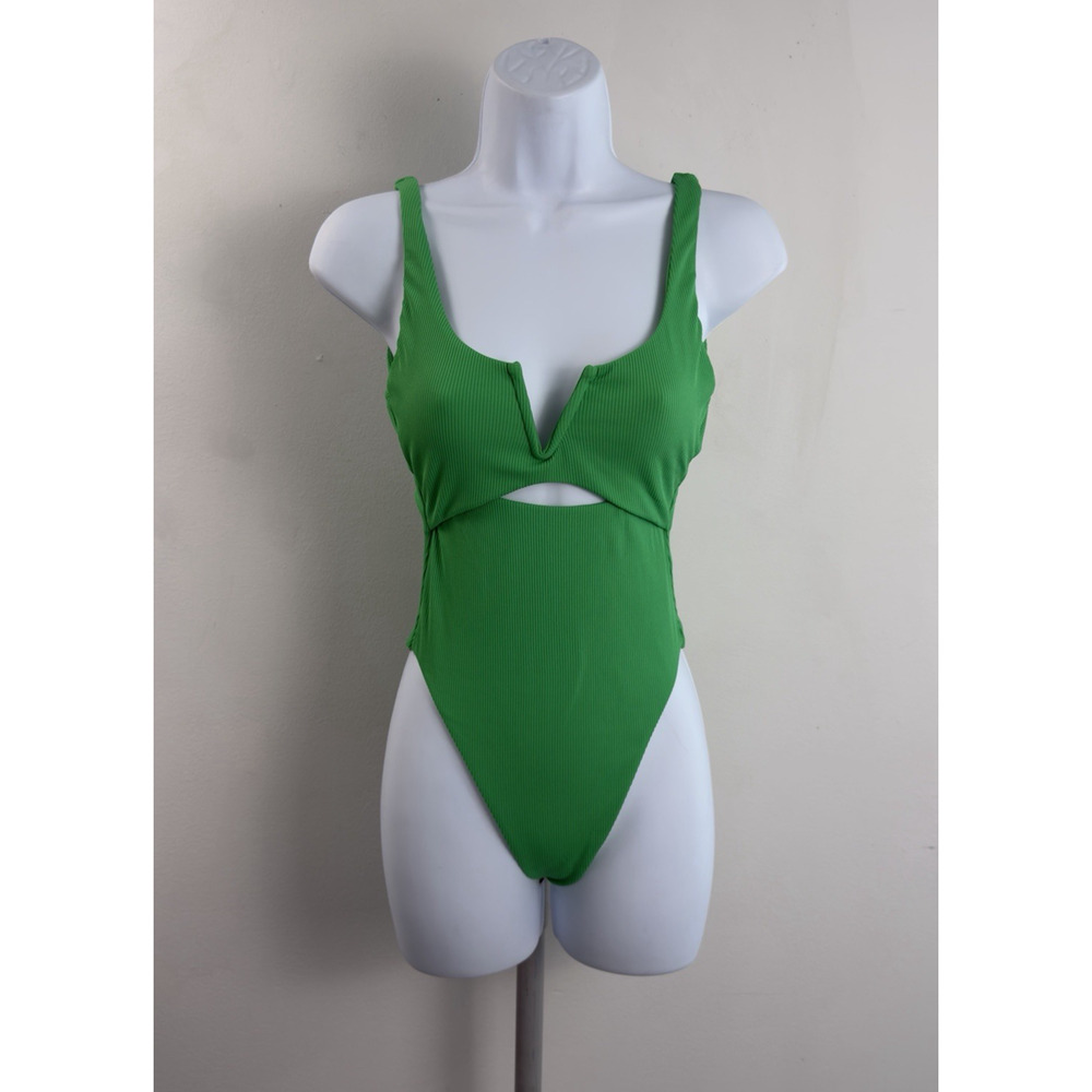 NWOT Summerful Woman's One-Piece Kelly Green Swimsuit High Cut Medium